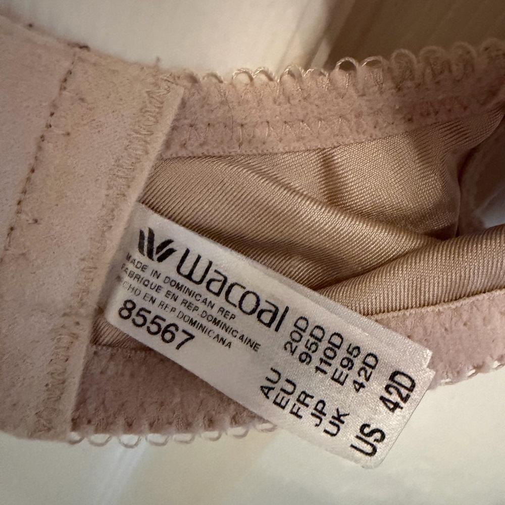 Wacoal set of 3 awareness underwire bras- 42D - Picture 7 of 10
